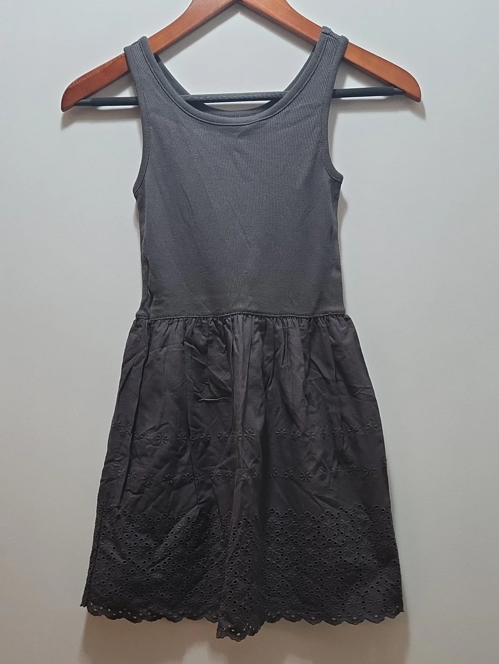 GAP Black Sleeveless Eyelet-Hem Dress